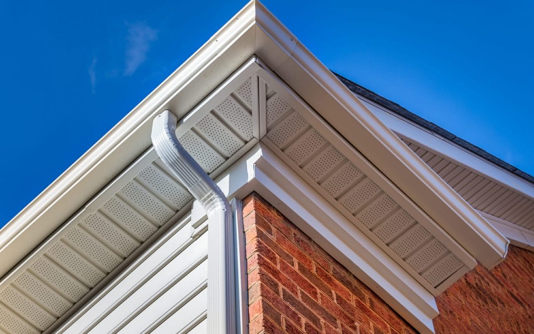 Gutter Comparison: Sectional vs Seamless Gutters and Why Seamless are Best