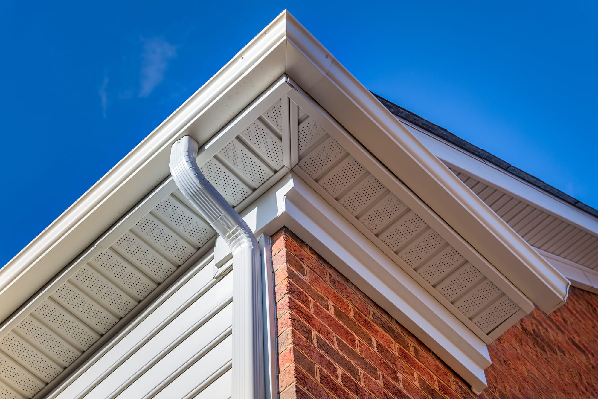 seamless gutters, sectional gutters, gutter comparison, Lake County